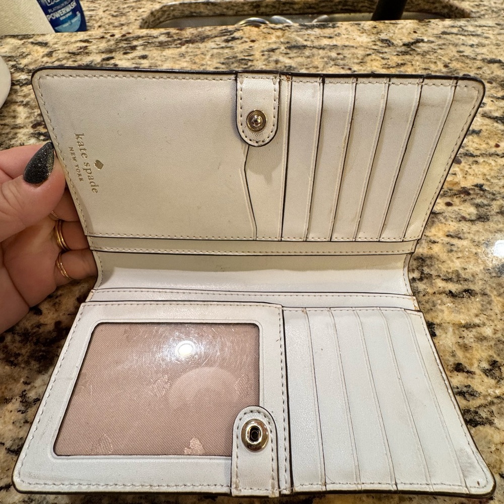 Kate Spade Wallet - Picture 3 of 8
